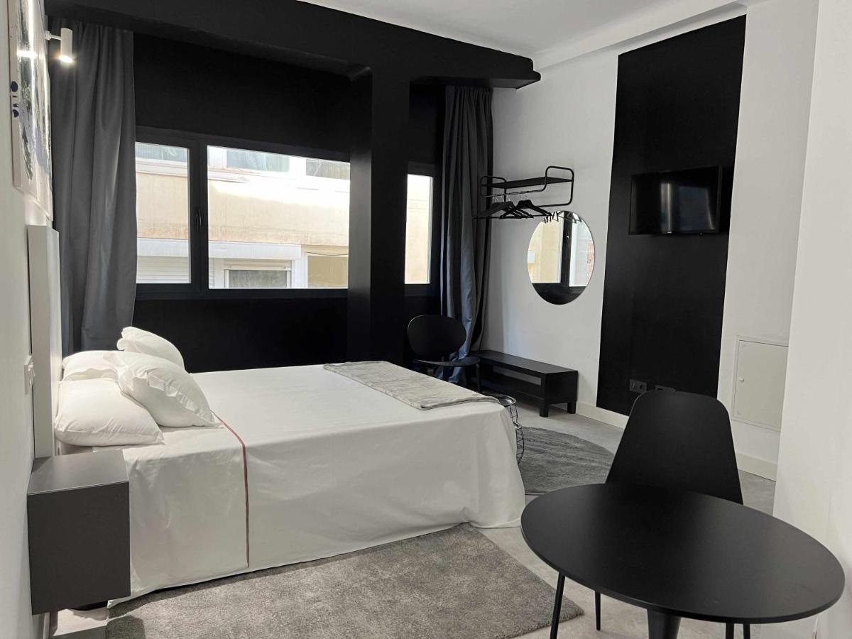 Apartmán Dama Modern & Luxury Màlaga Exteriér fotografie